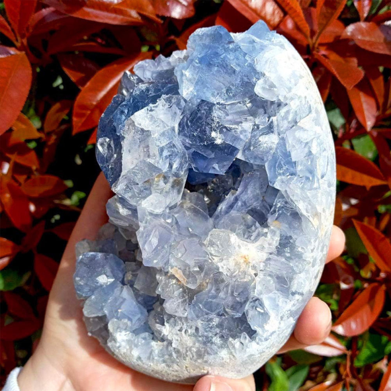 Geodă cu Lapis Lazuli – Cristal în grup, specimen mineral pentru decor casnic și amenajare peisaj (Material: Lapis Lazuli; Ideal ca dar; Potrivit pentru ocazii variate)