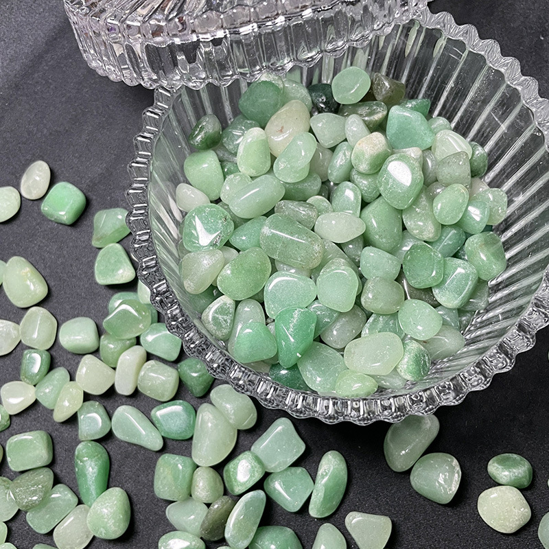 Kryštálový štrk pre akvárium a záhradu — prírodný kryštál, strojové spracovanie, prispôsobiteľný, moderný minimalistický štýl