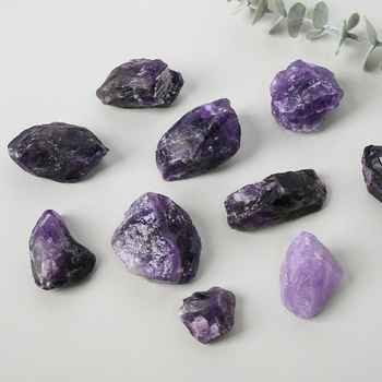 Ametiszt kristály – eredeti kő, aroma kő és akváriumi dekoráció – Márka Outstanding, Termékszám CSHH20251212, Stílus modern minimalist