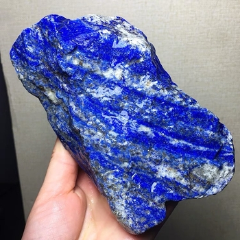 Aromadiffúzor kő akváriumokhoz és tájépítéshez | Eredet: Lianyungang Donghai megye; Megjelenés: nyers kő