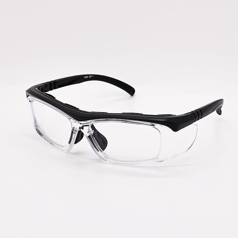 Aizsargbrilles GY013 darbam un motobraucējam – vēja un smilšu izturīgas, triecienizturīgas, maināmas dioptriju lēcas, 1,6 mm lēcu biezums, caurspīdīgas lēcās, modelis GY013
