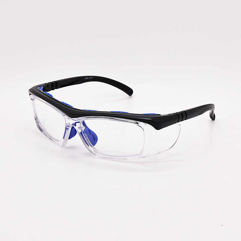 Aizsargbrilles GY013 darbam un motobraucējam – vēja un smilšu izturīgas, triecienizturīgas, maināmas dioptriju lēcas, 1,6 mm lēcu biezums, caurspīdīgas lēcās, modelis GY013