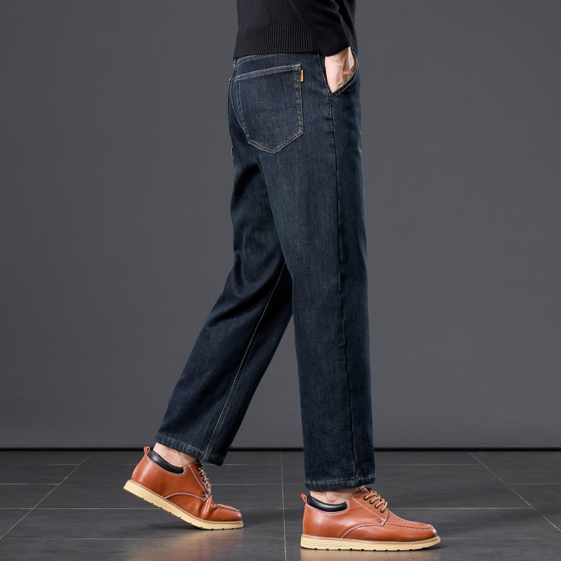 Τζιν με επένδυση φλίς, ίσια γραμμή, χαμηλή μέση, φερμουάρ