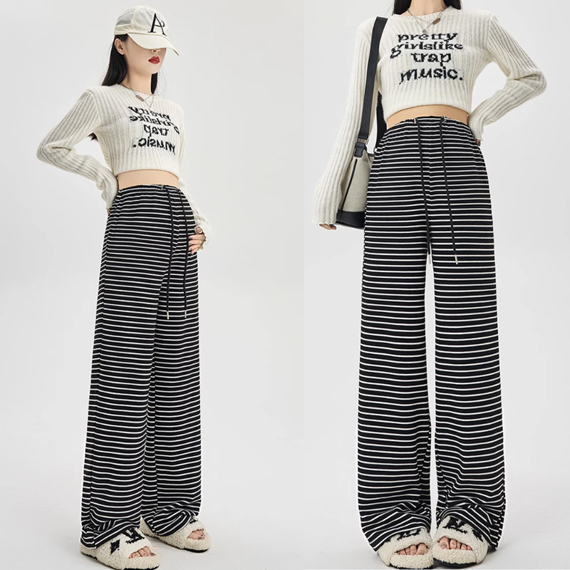 Бременни панталони със зебра принт, широки крачоли, връзка за стягане, дишащ полиестер, свободен силует.