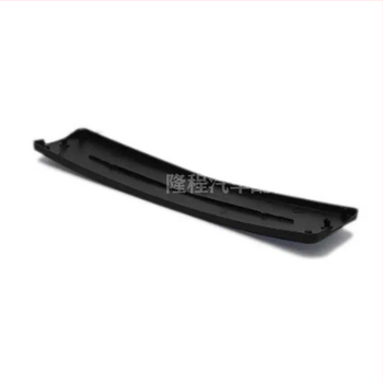 Mercedes-Benz E-Class W212 első rendszámkeret (E300/E260) – műanyag, alkatrész szám 2128170078