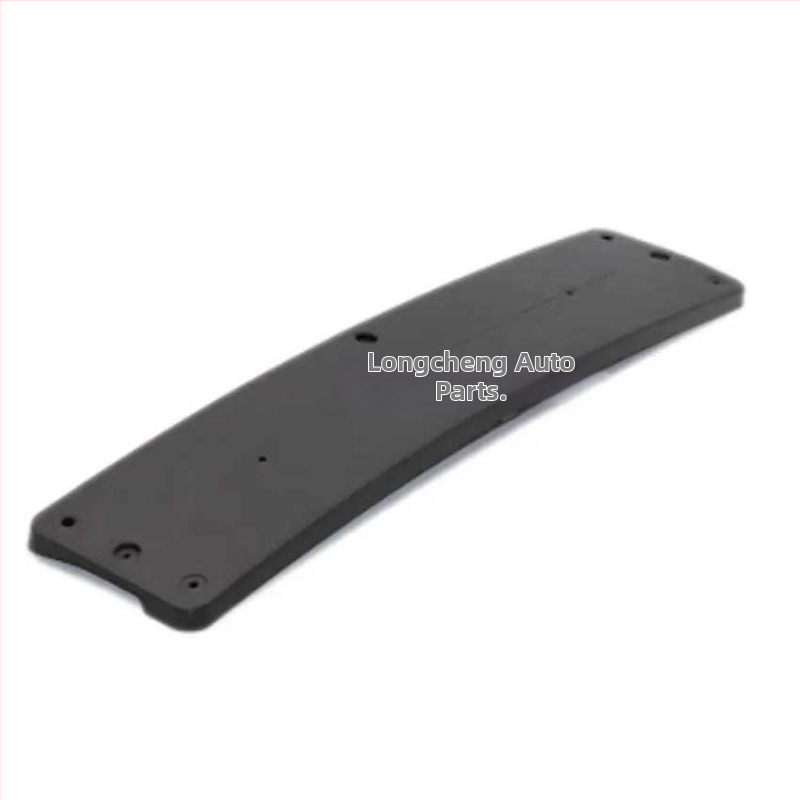 Mercedes-Benz E-Class W212 első rendszámkeret (E300/E260) – műanyag, alkatrész szám 2128170078