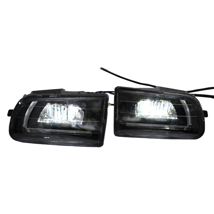 Prednje svjetlo za maglu Toyota Corolla AE101 1999 — model AE101 1999; kompatibilni modeli AE101 1999; broj dijela AE101 1999