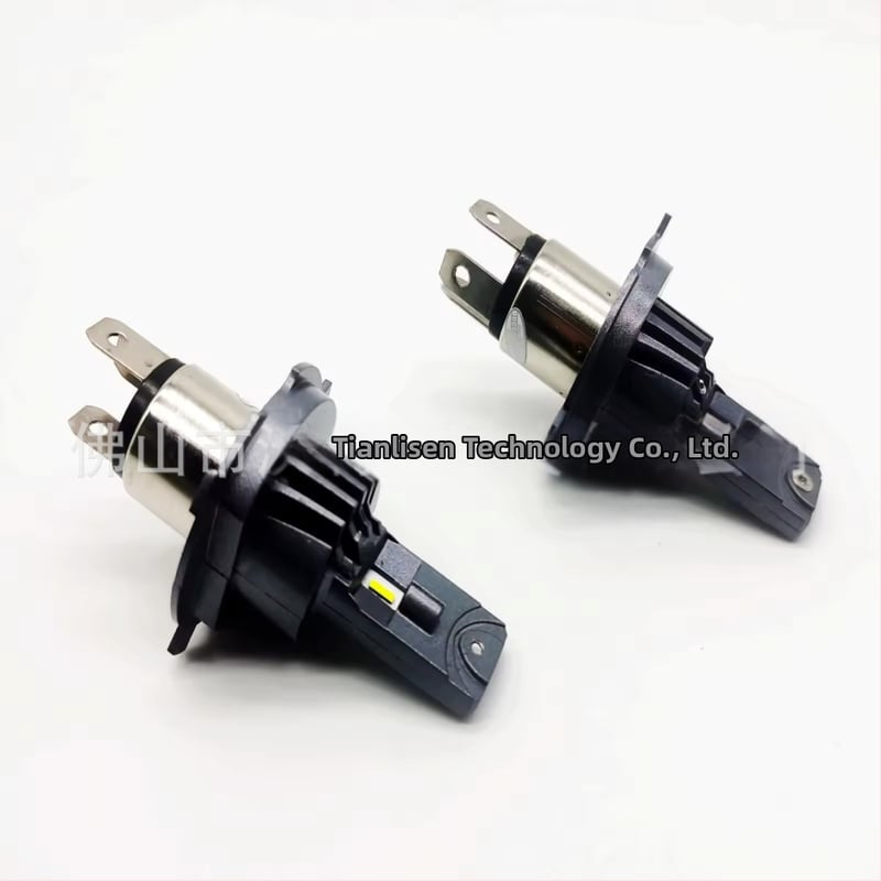 LED hlavné svetlo H4 pre automobil, 35W, 12V, 2800LM, IP67, hliníkové puzdro s chladiacim ventilátorom, univerzálna kompatibilita