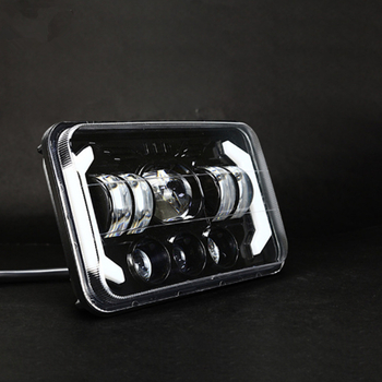 LED prednja svjetiljka Harley motocikl — universalna, kućište od PC+ aluminija; napon 10–60V; LED izvor; vijek trajanja 30000 h