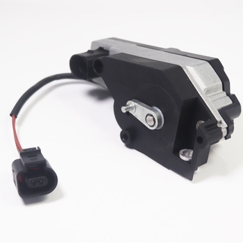 Zadnja kamera za Volkswagen, 12V, 170° kut gledanja, 720x540 rezolucija, ABS kućište, zaslon dostupan