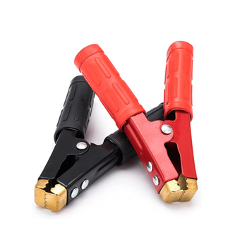 Autó akkumulátor indítókábelei réz terminálokkal és aligátorcsipeszekkel (vastított rézbevonattal)