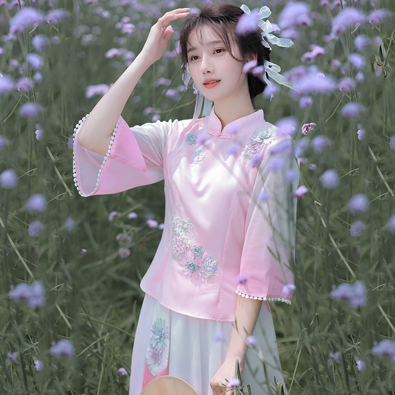 Топ с китайски стил, дантвeлeни ръкави и копчета - кожа от коза; плат: Other; сезон: Лято 2022