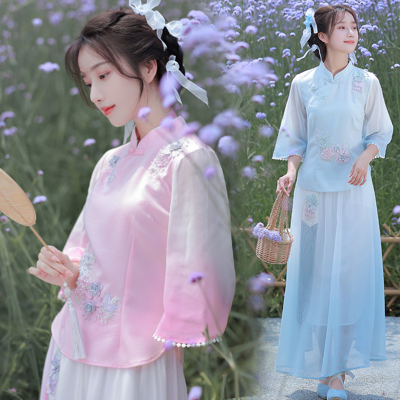 Топ с китайски стил, дантвeлeни ръкави и копчета - кожа от коза; плат: Other; сезон: Лято 2022