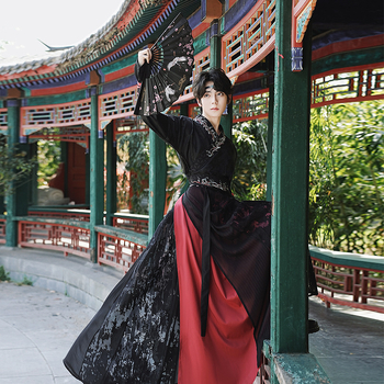 Ханфу комплект: драконов жакард топ с половин ръкав и двуслойна дълга пола, тежка бродерия, памучна прежда, съдържание на основната тъкан 30–50%