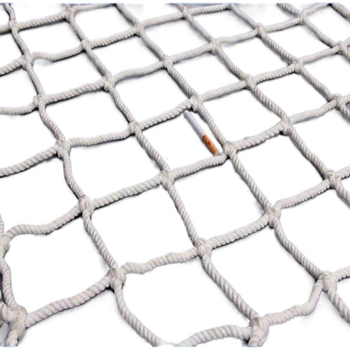 Nagy sűrűségű nejlon védőháló teherautókhoz kötélen rögzítve