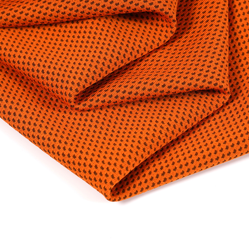 Sport hűsítő törölköző edzéshez és kültéren, izzadság felszívó és gyorsan száradó, poliészter 160 g/m², logó nyomtatás elérhető (Poliészter; 160 g/m²; logó nyomtatás; izzadság felszívó; gyors száradás)