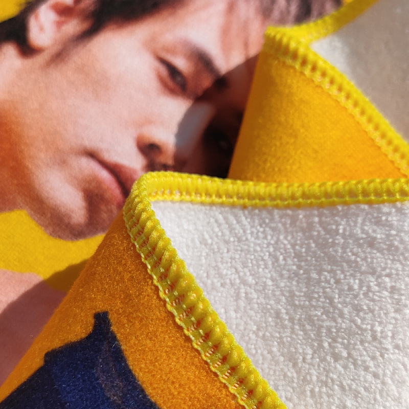 Mikrovlaknasti sportski ručnik s tiskanim logom, 120D pređa, težina 200–300 g, postupak otiskivanja