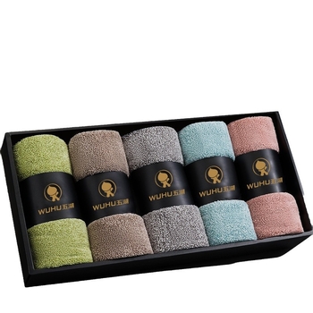 Korāla flīsa dvielis dāvanu kastē ar logotipa druku, pielāgojams, 80 g, ķemmēts diegs, šuves