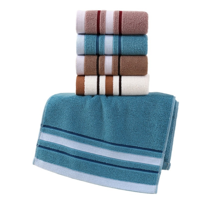 Kokvilnas dvielis dāvanu kastītē ar pielāgotu izšuvumu, 380 g, Sincerely