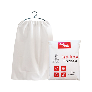 Jednorázový set uterák na kúpanie: obal tela a tube-top uterák z viskózovej nešitej tkaniny; pre dospelých, unisex; jarová použitie; k dispozícii súkromná značka