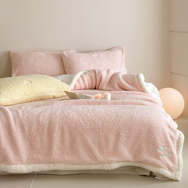 Одеяло от полиестер с геометричен модел, коралов флис, зимно, тегло 300–500 g