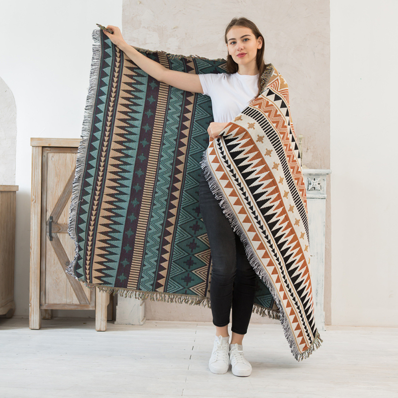 Presvlaka za kauč boho Navajo uzorak, za sve sezone, geometrijska zaštita od prašine, za kombinirane kauče. Mješavina tkanine: 57,5% glavna vlakna; 23,9% pamuk.
