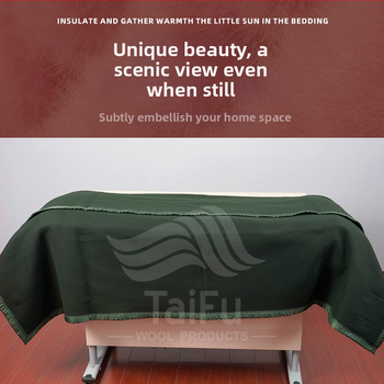 Deka u vojnom stilu od poliestera, 100% poliestera, težina 500–799 g, jednobojni uzorak