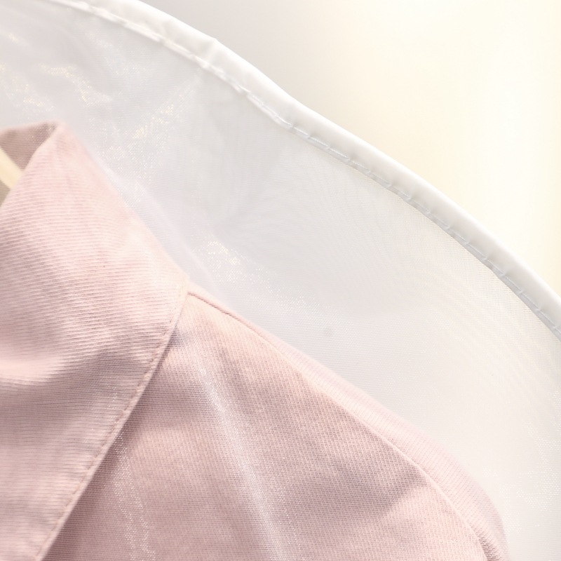 Покривало против прах за дрехи и костюми — нетъкан текстил, модерен минималистичен стил, прахо- и влагоустойчиво, код на продукта F-05