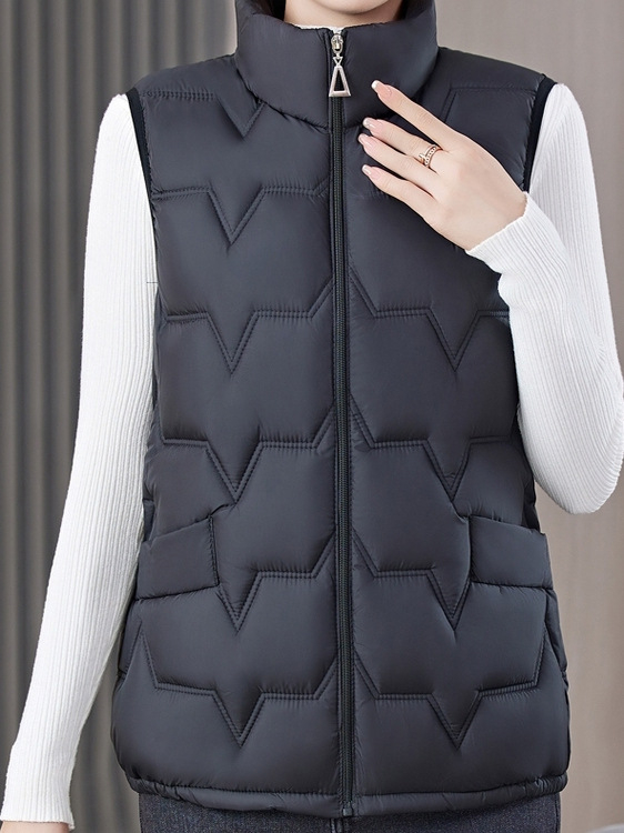 Dámska vesta zo spandexu s výplňou z imitovaného hodvábu a bavlny, zips, stojatý golier