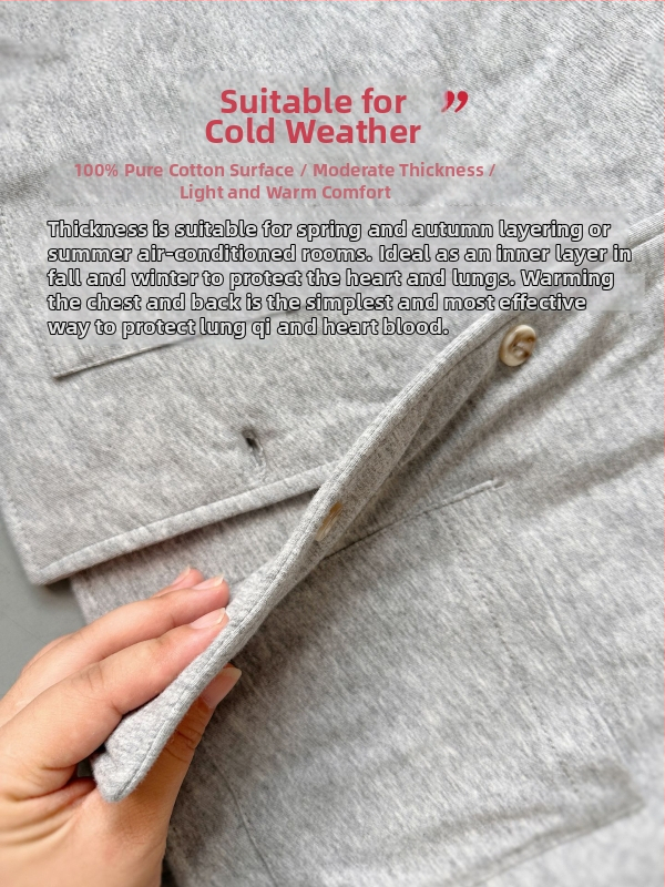 Жилетка от органичен памук 95%+, пълнеж от памук, V-образно деколте, три копчета, свободна кройка