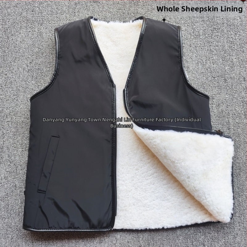 Жилет от зайче козина, качулка, V-образно деколте, едностранно закопчаване, зимна топлина