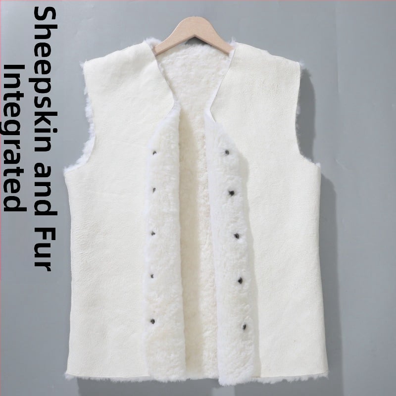 Жилет от зайче козина, качулка, V-образно деколте, едностранно закопчаване, зимна топлина