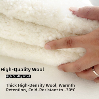 Мъжки жилет от зайчи пух и кадифено платно, с качулка, V-образно деколте, ивици