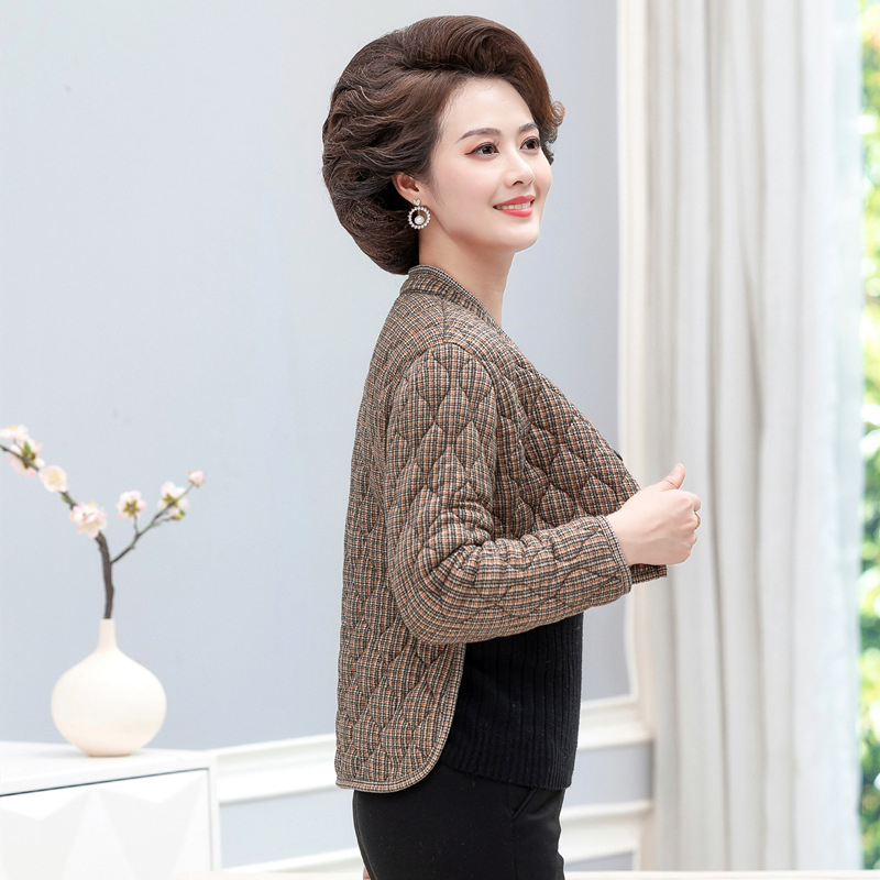 Veste sievietēm vecuma vidū un vecākām, ar flīsa oderi, silta un bieza, vidukļa atbalsts, īss piegriezums, audums no camel hair ar konopju piejaukumu, neitrāls stils, japāņu/Korejas brīvā laika stils