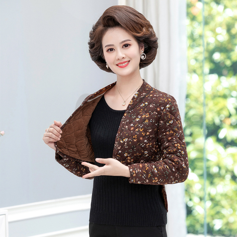 Veste sievietēm vecuma vidū un vecākām, ar flīsa oderi, silta un bieza, vidukļa atbalsts, īss piegriezums, audums no camel hair ar konopju piejaukumu, neitrāls stils, japāņu/Korejas brīvā laika stils