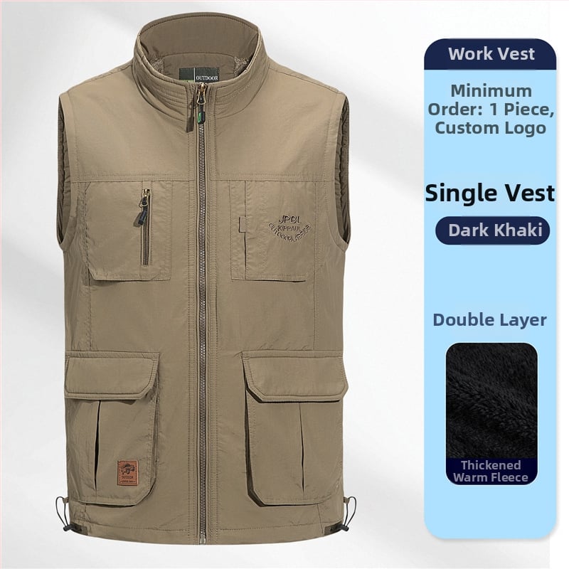 Мъжко подплатено пухено яке-жилет с качулка, стояща яка и двойно закопчаване; материя зайчи косъм