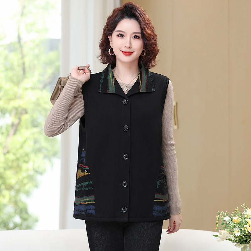 Džinsa veste vidēja vecuma un vecāku sieviešu apģērbam ar kakla apkakli, vidēja garuma, bez gludināšanas, retro stils, krāsu saskaņots raksts, džinsa audums ar 70–80% kokvilnas.