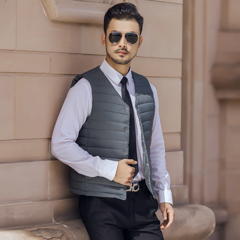 Мъжка жилетка от полиестер с тънък плат, райе, V-образно деколте, патч джобове Mingji, ребрени кантове, прав край