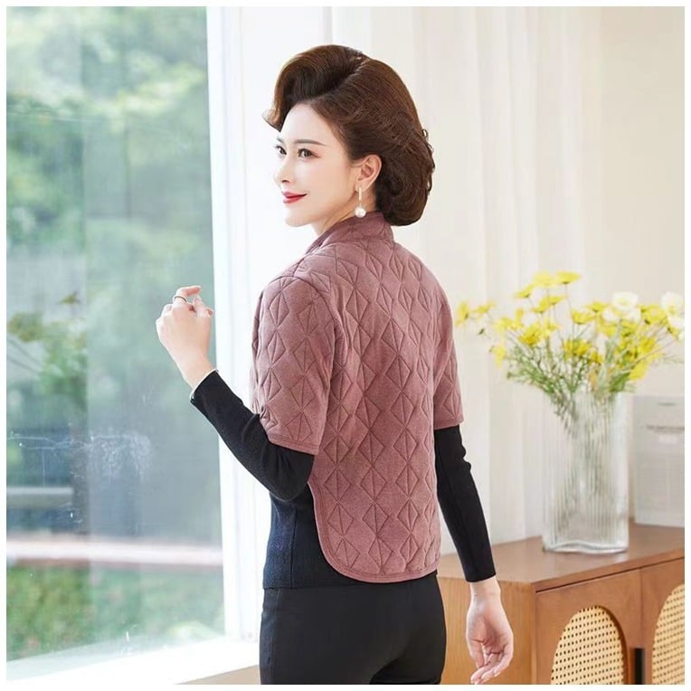 Дамска жилетка с флисово подплатяване и удебеляване за защита на раменете и шията – със стояща яка, за възрастни жени