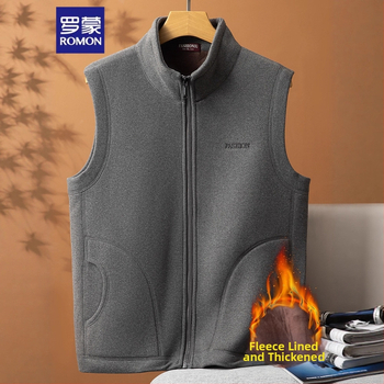 Мъжка жилетка с качулка, стояща яка и цип, свободен силует, зимен сезон