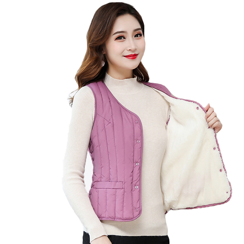 Дамска есенно-зимна жилетка с пух-памук, къс талия, без яка, триизмерно стеснена кройка, найлонова външна материя, пълнител полиестер