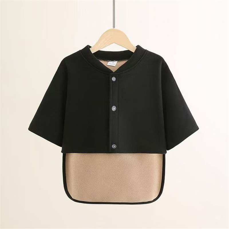 Sieviešu nakts veste ar flīsa odere, cieši pie pleciem un vidukļa, īss garums, bez apkakles, rudens 2025, kokvilnas-poliestera maisījums