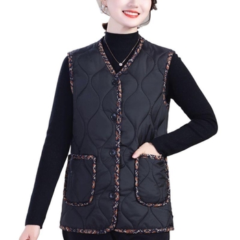 Жилетка с вълнен пълнеж, V-образно деколте, ултра-къс модел, основна тъкан: rayon (95%+), тъкан от овча вълна