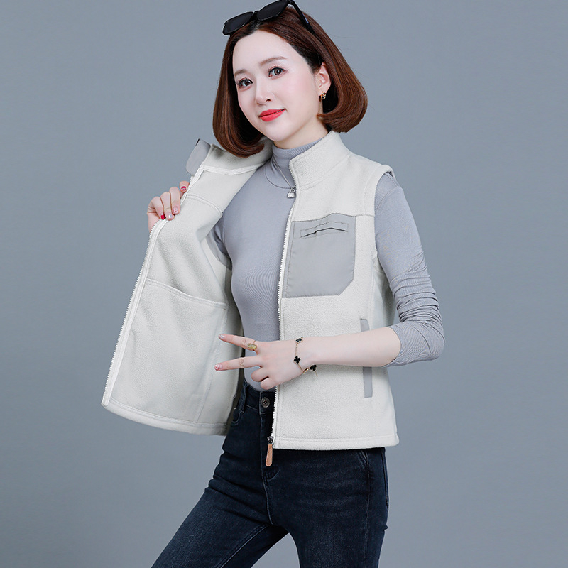 Vesta din fleece cu guler înalt, model color block, fermoar, toamnă-iarnă 2024