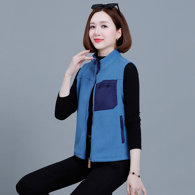 Vesta din fleece cu guler înalt, model color block, fermoar, toamnă-iarnă 2024