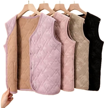 Veste ar flīsa iekšdieni, reljēfiska tekstūra, retro ziedu raksts, kokvilnas-poliestera audums ar 80–90% poliestera un vilnas saturs līdz 30%