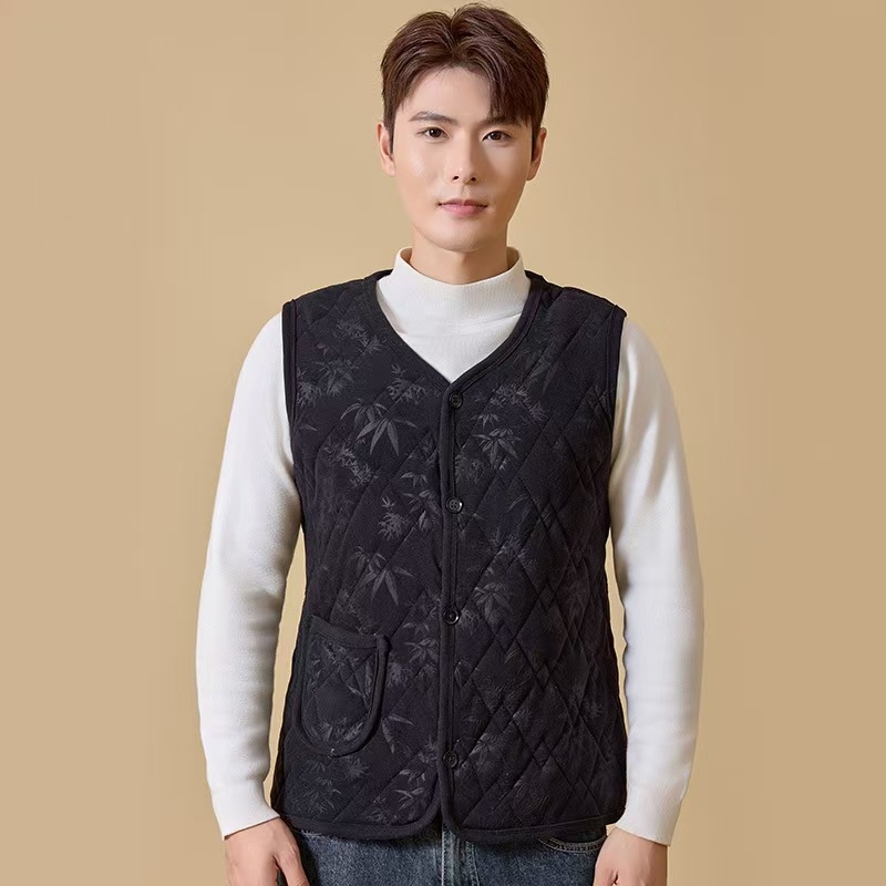 Veste ar flīsa iekšdieni, reljēfiska tekstūra, retro ziedu raksts, kokvilnas-poliestera audums ar 80–90% poliestera un vilnas saturs līdz 30%