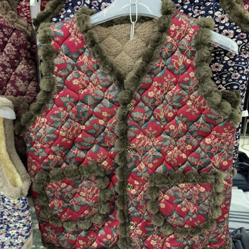 Γυναικείο γιλέκο με V-λαιμό, γεωμετρικό μοτίβ, ύφασμα πολυεστέρα, γέμισμα πολυ-βαμβάκι