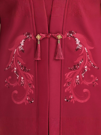 Elegáns esküvői vendégruha fleece béleléssel, őszi–téli 2025, poliészter anyag, mintás, midi hossz