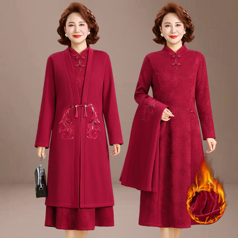 Elegáns esküvői vendégruha fleece béleléssel, őszi–téli 2025, poliészter anyag, mintás, midi hossz